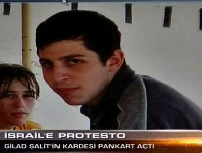 PERES - İsrail'in 63. bağımsızlık günü kutlamaları protesto edildi