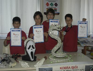 ‘Kobra Işığı‘ Şehit Fethibey İlköğretim Okulu‘na Türkiye İkinciliği Getirdi