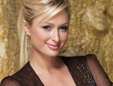PARİS HİLTON - Paris Hilton, pompacılığa soyundu