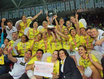 BURHAN FELEK - Aroma Bayanlar Voleybol 1. Ligi'nde şampiyon Fenerbahçe