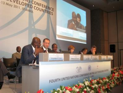 ABDULLAH ÇELIK - Bank Asya Genel Müdürü: Türk Şirketlerine Afrika Kapısını Açacağız