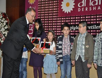 FEM DERSHANELERI - Bülent Uygun‘dan Başarılı Öğrencilere Eskişehirspor Forması