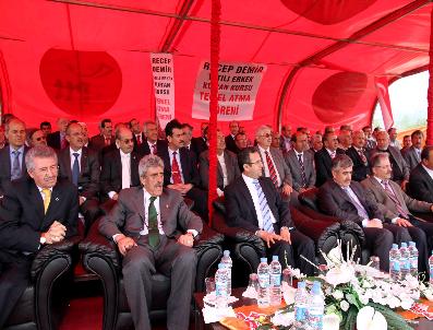 FıRAT PLASTIK - Nevzat Demir Kardeşi İçin Yaptırdığı Kursun Temelini Attı