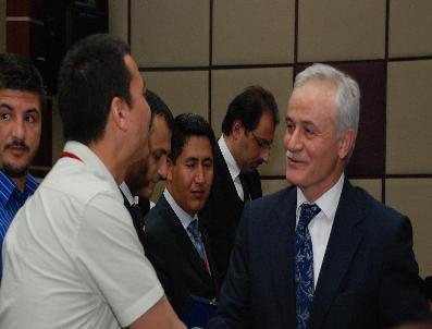 DAVUT DURSUN - Rtük Başkanı Dursun: Dizilerin Kalitesi Arttı, İçeriği Bozuldu (2)