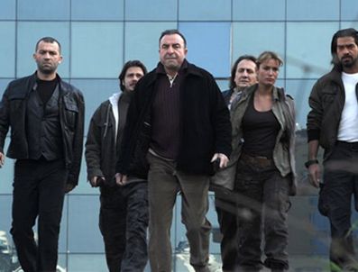 ARKA SOKAKLAR DİZİSİ - Arka Sokaklar 204. Bölüm fragmanı ve özeti