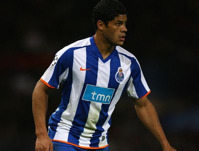 Hulk Porto ile olan sözleşmesini 2016'ya kadar uzattı