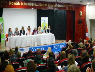 İLKNUR DENİZLİ - Kadın Milletvekili Adayları Konak Kent Konseyinde Biraraya Geldi