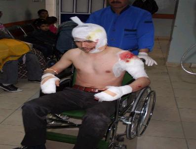 Üniversitelileri Taşıyan Servis Minibüsü Devrildi: 16 Yaralı