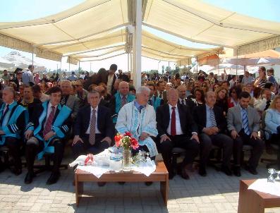 FIKRET AKOVA - Burhaniye Myo’Da Mezuniyet Coşkusu