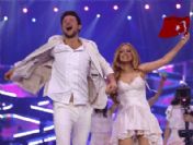 Eurovision birincileri Bakü'de coşku ile karşılandı
