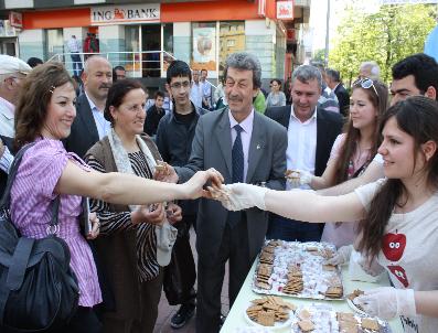CUMHUR ÜMIT SERPEN - Mhp’Li Adaylardan ‘Püskevit‘li Propaganda