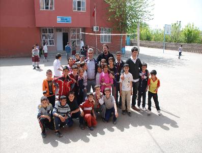 HALİDE EDİP ADIVAR - ‘Oyuncaklarımı Paylaşıyorum‘ Kampanyasının Köy Etabı Başladı