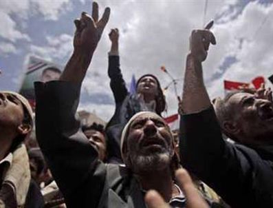 UMMAN - Arap Baharı bir yönetimi daha devirdi