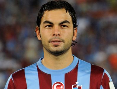 TANER YALÇıN - Trabzonspor Selçuk İnan'ı elden kaçırmak istemiyor