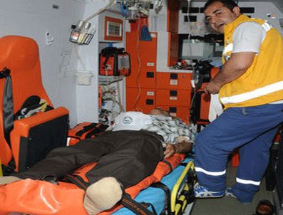 Arınç'ın konvoyunda ''ambulans'' krizi yaşandı