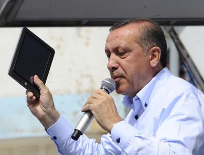 SALİH KAPUSUZ - Kardeşliği tehdit edenlere geçit vermeyeceğiz