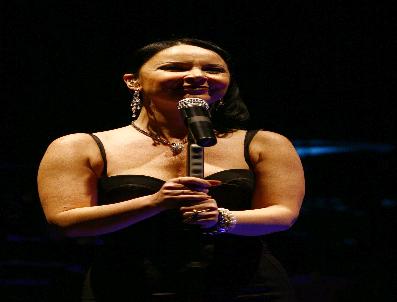 ŞEBNEM FERAH - Çü‘de Şebnem Ferah Rüzgarı