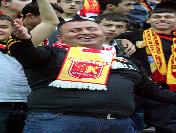 Aşkını Statta İlan Etti