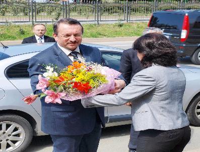 İMDAT SÜTLÜOĞLU - Eski Bakan İmdat Sütlüoğlu Çaykur‘a Genel Müdür Oldu