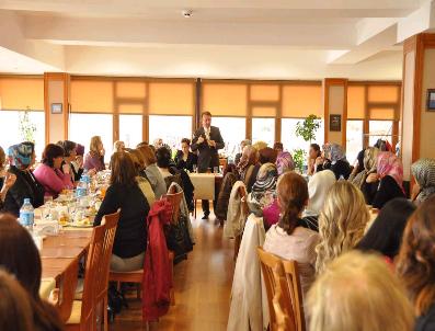 ŞÜKRÜ KARABALıK - Kadın Konseyleri Kartepe‘de Buluştu