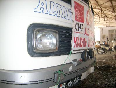 Chp‘li Belediyenin Resmi Plakalı Aracı, Kılıçdaroğlu‘nun Mitinge Partili Taşıdı