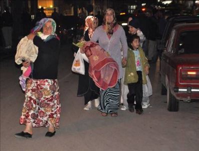 KENAN ÇIFTÇI - Kütahya Valisi Kenan Çiftçi: Depremde 2 Kişi Öldü