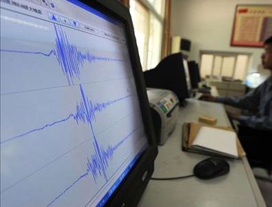 TEVFİK FİKRET - Son dakika depremler: Kütahya Deprem ile sarsıldı (Simav Deprem)