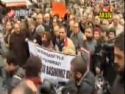 Yürüyüş yapanlara şok ceza