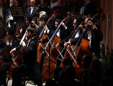 CEMAL TALUĞ - Ankara'da 10 bin kişi '19 Mayıs konseri'nde buluştu