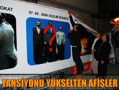 ŞABAN DİŞLİ - MHP'nin afişi Adapazarı'nı karıştırdı