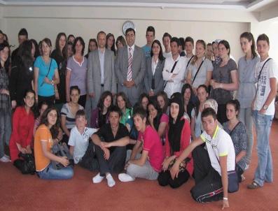 Rifat Sait, Makedonya‘dan İzmir‘e Gelen Öğrencileri Ağırladı