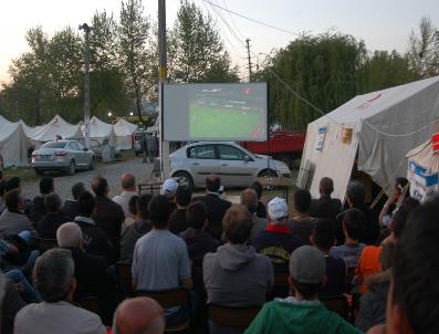 Simavlılar, Şampiyonluk Maçını Çadırda İzledi