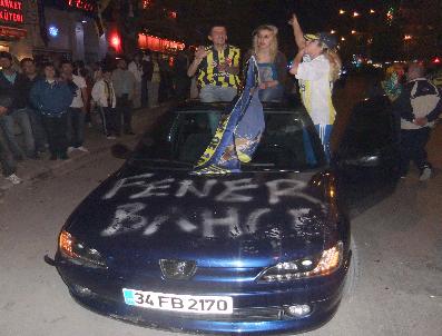 Siyanür Ve Depremle Zor Günler Geçiren Kütahya‘da Şampiyonluk Sevinci