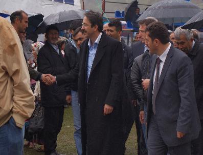 DAMARLı - Ak Parti Adayı Fatih Han Ünal, Gölköy‘de Şenliğe Katıldı