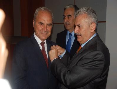 Ak Parti‘ye Katılım