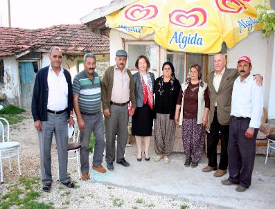 RUHSAR DEMİREL - Mhp Eskişehir Milletvekili Adayları Köy Ziyaretlerine Hız Verdiler