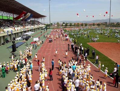 Minik Sporculara Büyük Şölen