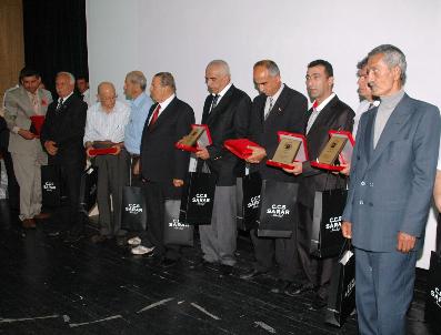 CELALETTIN CERRAH - Osmaniye‘ye Hizmet Edenler Ödüllendirildi