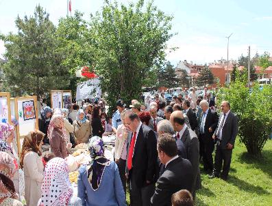 KAZıM ŞAHIN - Tosya‘da Okul Öncesi Eğitim Şenlikleri Düzenlendi.