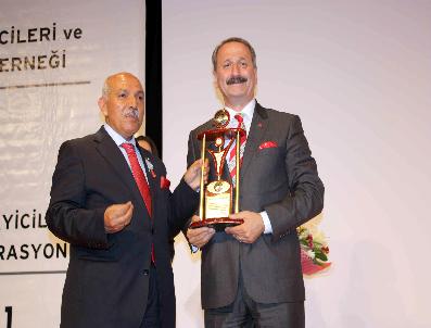 BEHIÇ ÇELIK - Çağlayan’Dan Kürkçü’Ye: Bu İşler Hariçten Gazel Atmakla Olmaz