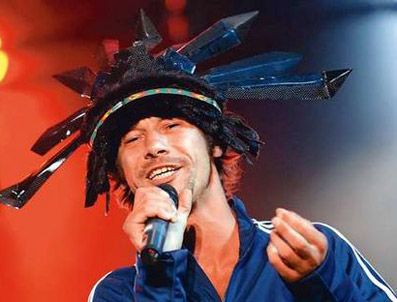 JAMIROQUAI - Jamiroquai Kuruçeşme Arena'da sahnede