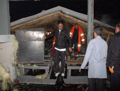 HALİDE EDİP ADIVAR - Van‘da Bir Okulun Buhar Kazanları Patladı