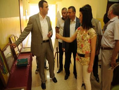 ALI SAĞLAM - Atatürk Anadolu Lisesi‘nde İlk Defa Düzenlenen Resim Sergisi İlgi Gördü