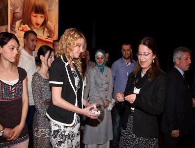 AYŞENUR İSLAM - Evliliğe İlk Adımı Attılar