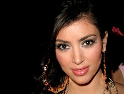BEVERLY HILLS - Kim Kardashian evlilik yolunda
