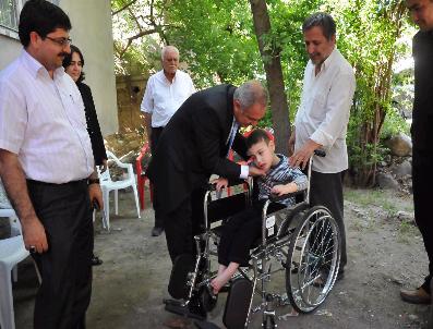 Osmaniye Belediyesi Engelli Vatandaşları Sevindirdi