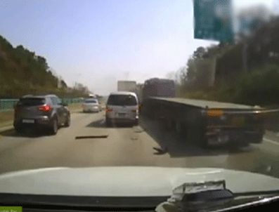 Otobanda dehşet anları saniye saniye görüntülendi