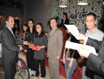 İSMAIL FARUK AKSU - Ünye Çakırtepe Hastanesi‘nden Sanatçı Öğrencilere Teşvik