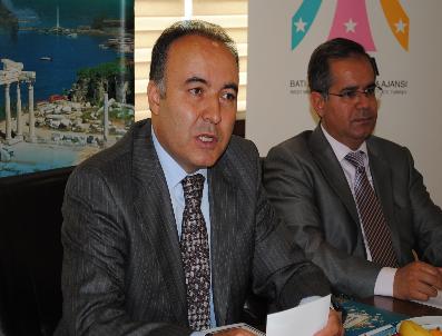 OSMAN BUDAK - Vali Altıparmak: Hedefimiz Antalya‘yı Sağlık Turizminde De Cazibe Merkezi Yapmak