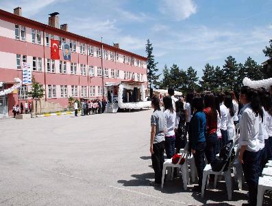 Yarım Asırda 6 Bin Mezun